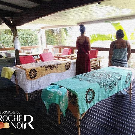 Le Domaine Du Rocher Noir Pointe-Noire Exterior foto